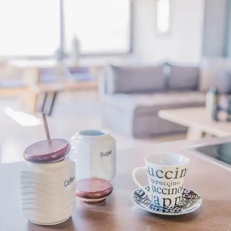 Teatro * Kato Rodini