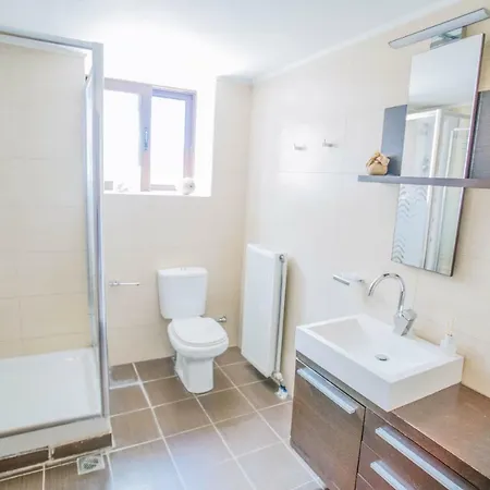 빌라 Teatro Kato Rodini